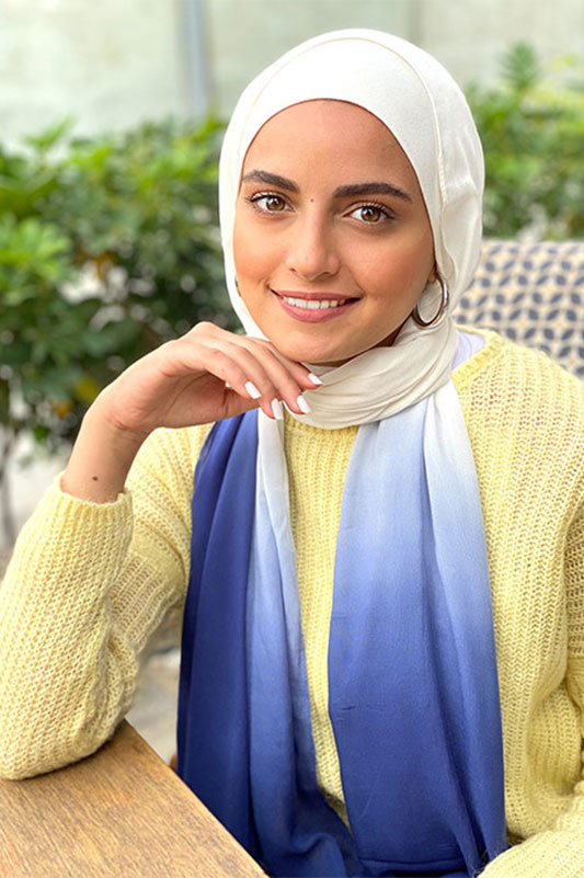 EMMA-Atlantic حجاب ابيض وازرق