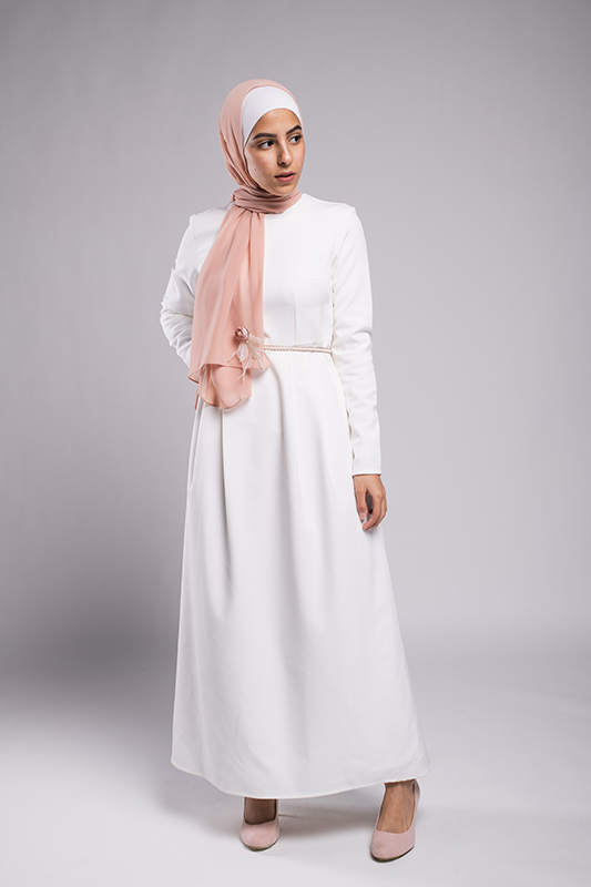 Diva In Blush EMMA Scarf Dazzle in Blush The satin flower is surrounded by organza leafs and feathers on a blush chiffon on a white maxi dress