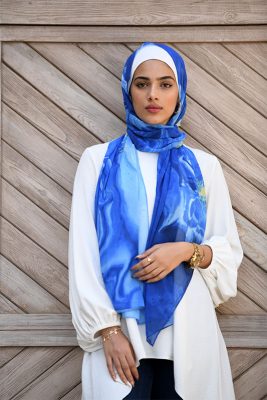 Hijabi model wearing EMMA scarf Starry Night inspired by Van gogh
