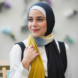 Hijabi Model in EMMA Scarf Masala Nights
