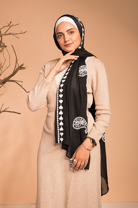 EMMA-Love-Me-Noir EMMA-Love-Me-Noir