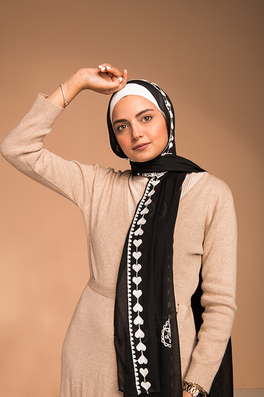 EMMA-Love-Me-Noir EMMA-Love-Me-Noir