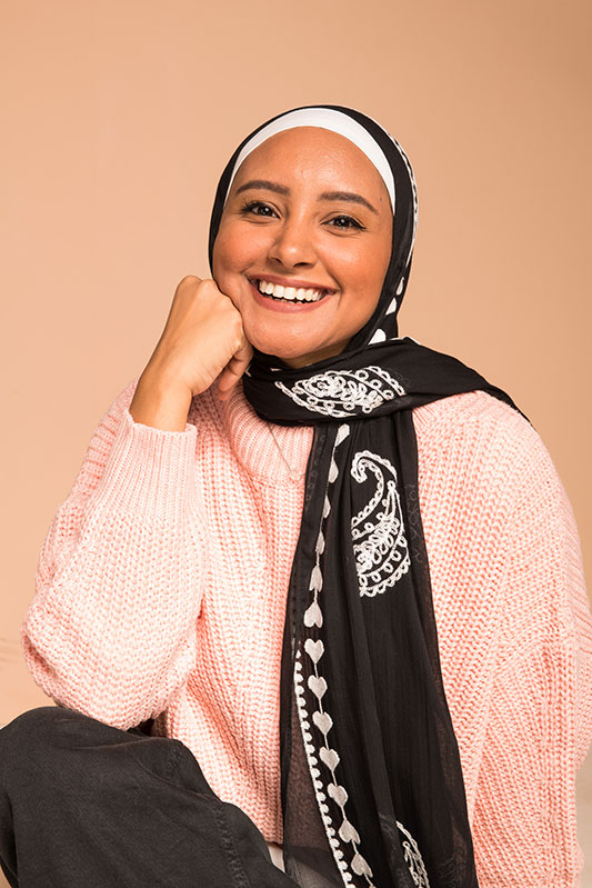 EMMA-Love-Me-Noir EMMA-Love-Me-Noir