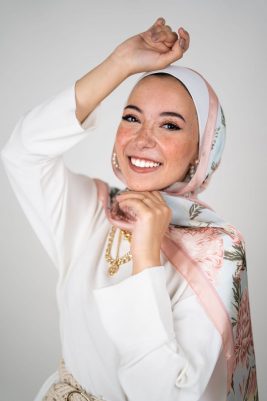 EMMA-Honey-Blooms-Satin