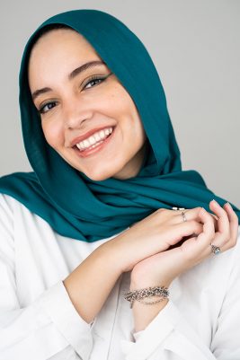 Emerald Elegance by EMMA. Color: emerald green